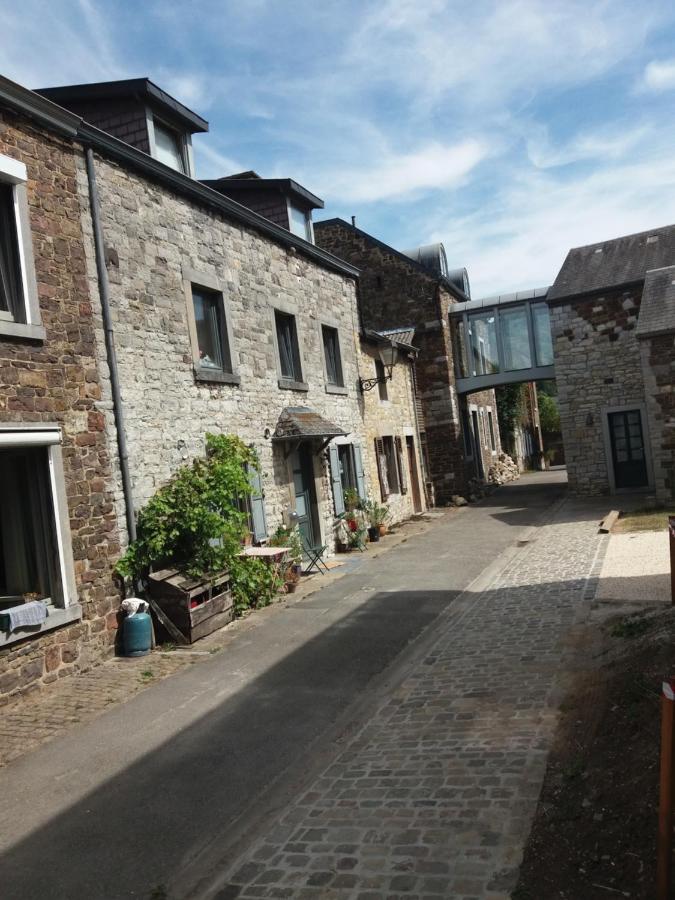 Maison D'Hotes "La Source Paisible Profondeville Exteriör bild
